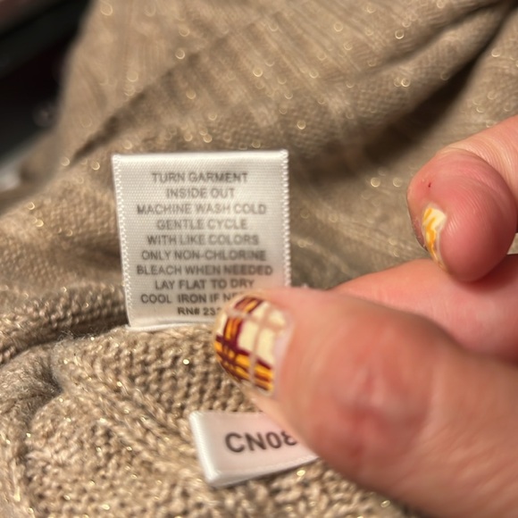 NY & Co, cable knit turtleneck sweater, large - Picture 9 of 9